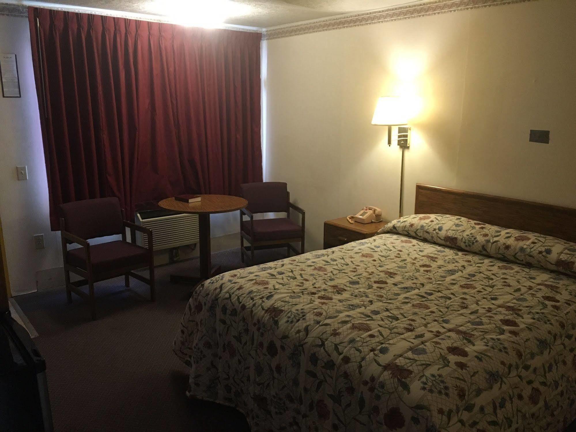 Red Carpet Inn North East Dış mekan fotoğraf