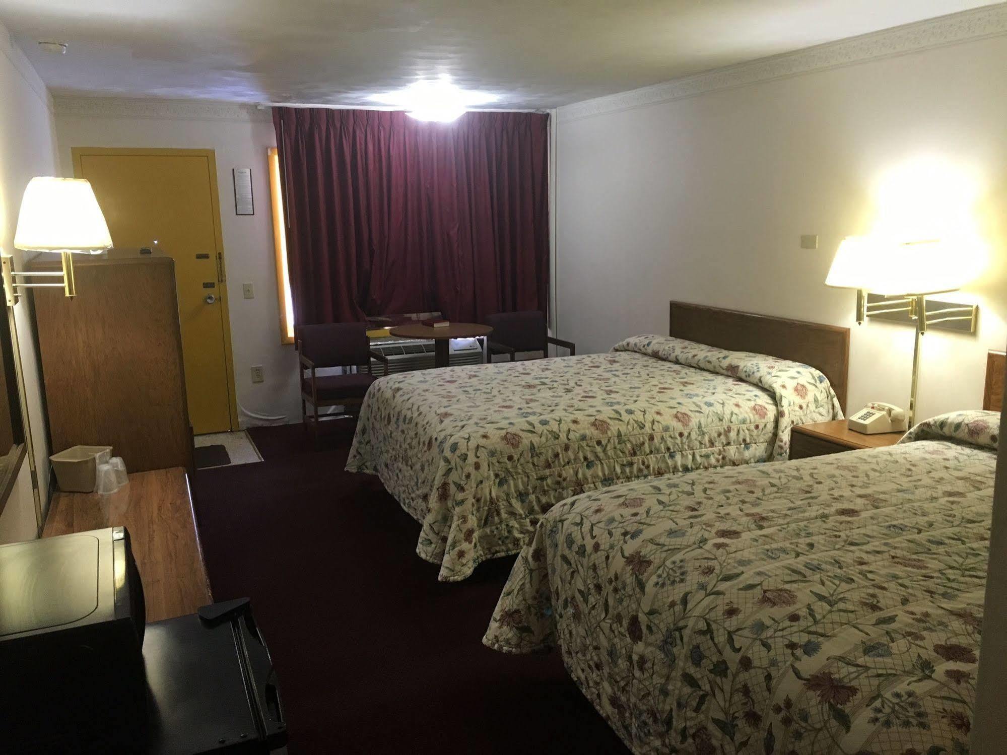 Red Carpet Inn North East Dış mekan fotoğraf