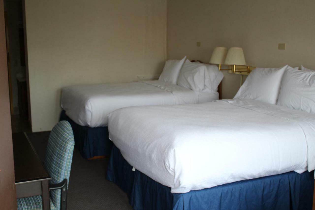 Red Carpet Inn North East Dış mekan fotoğraf